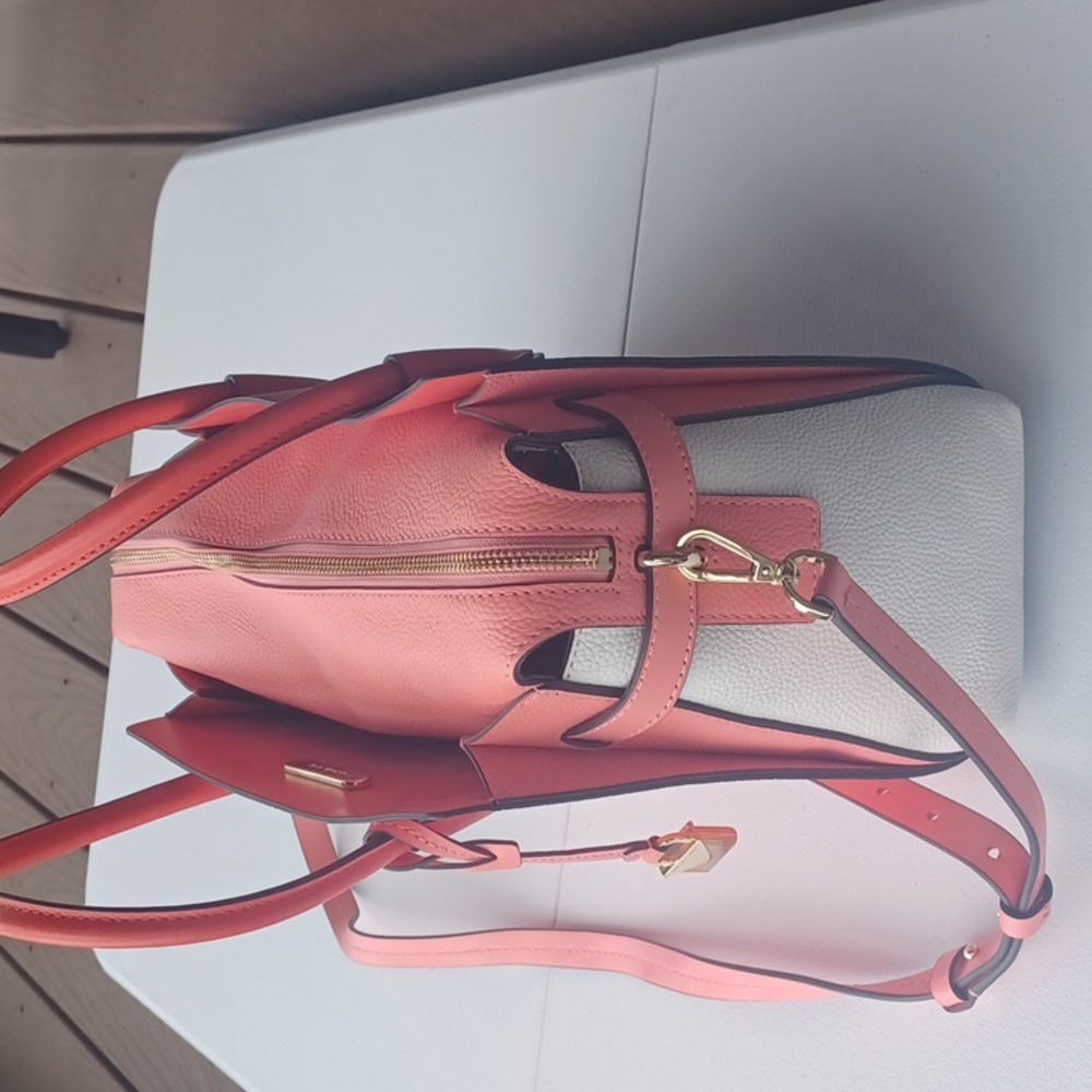 Michael Kors NWT Mercer Medium Belted Satchel - Picture 4 of 13